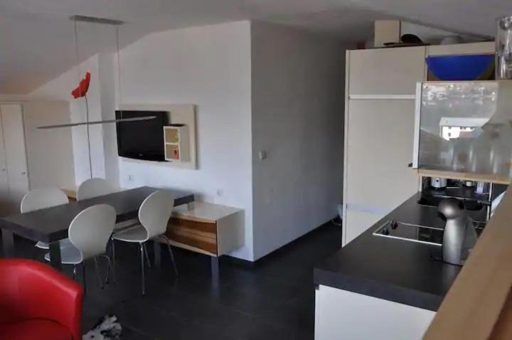 Lake View Appartment In Zell-Am-See City Centre Zell am See Esterno foto