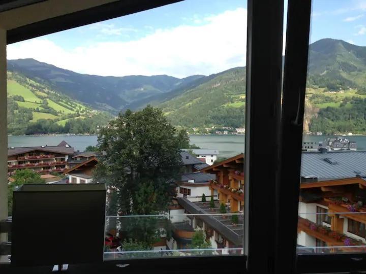 Lake View Appartment In Zell-Am-See City Centre Zell am See Esterno foto