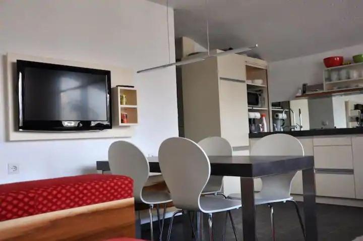 Lake View Appartment In Zell-Am-See City Centre Zell am See Esterno foto